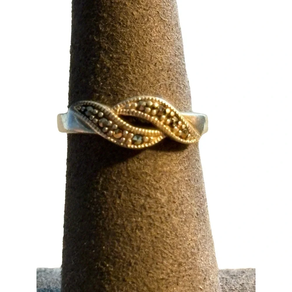 Sterling Silver‎ Marcasite Swirled Openwork Wavy Scroll Band Ring Size 5.5 VTG